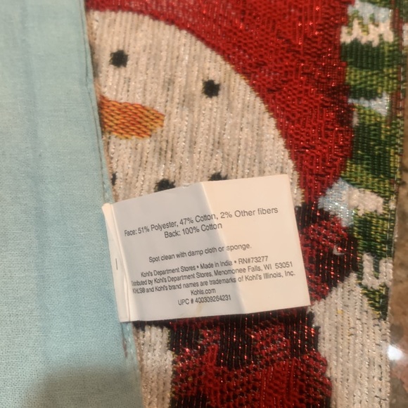 St Nicholas Square Winter Table Runner and Placemats Set - Picture 5 of 5